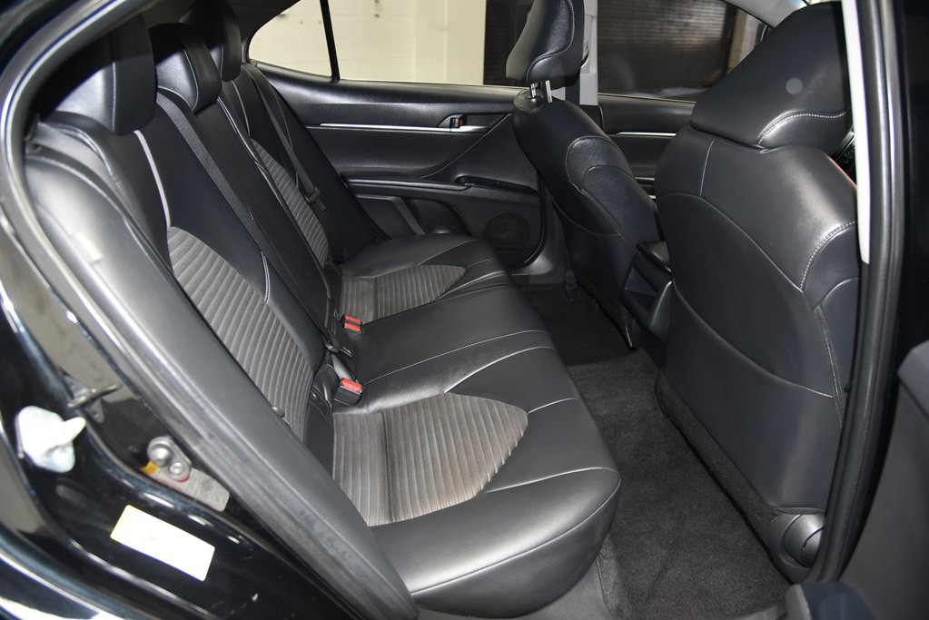 2018 Toyota Camry Image 23