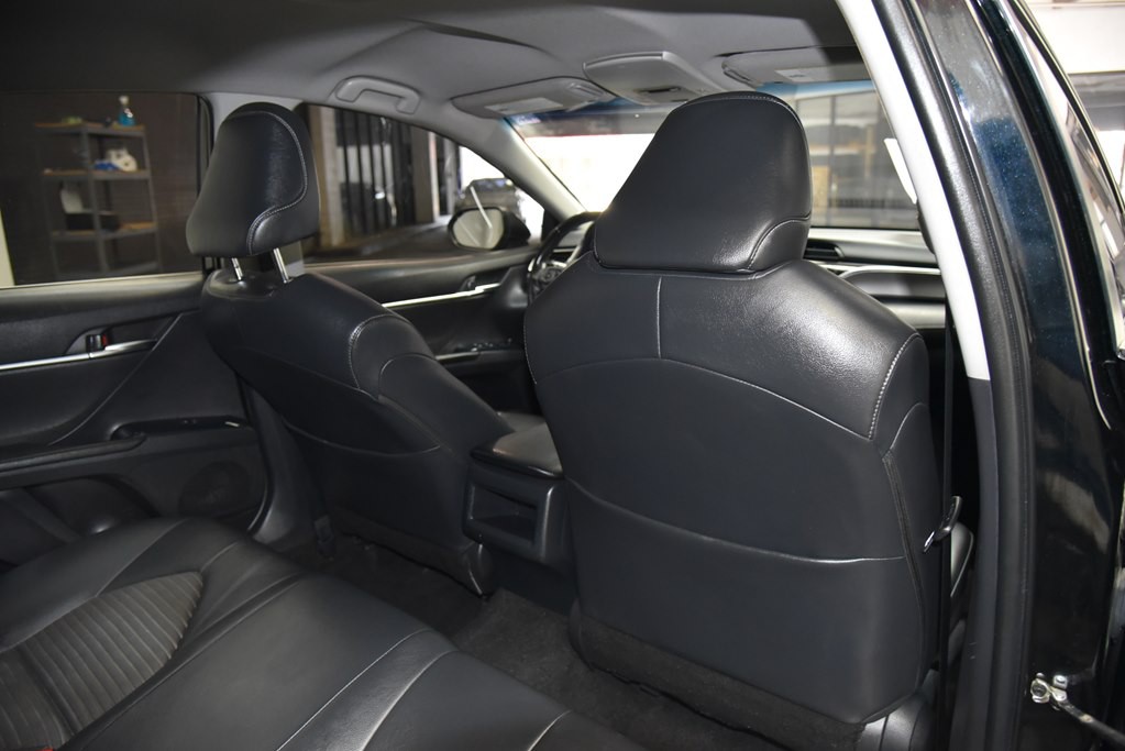 2018 Toyota Camry Image 24