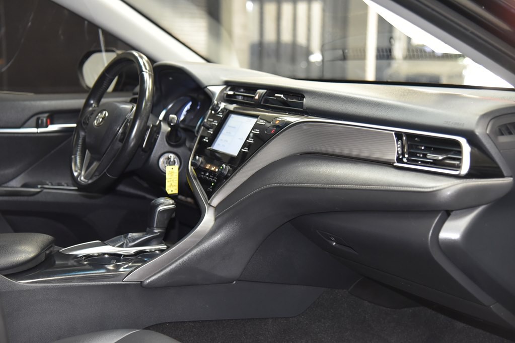 2018 Toyota Camry Image 27
