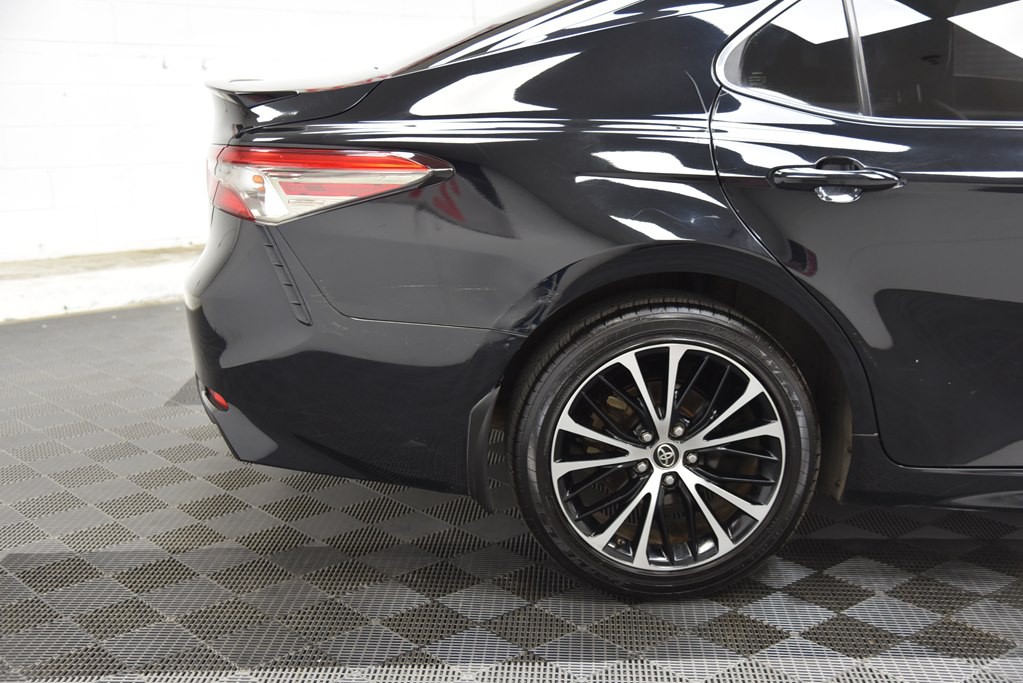2018 Toyota Camry Image 44