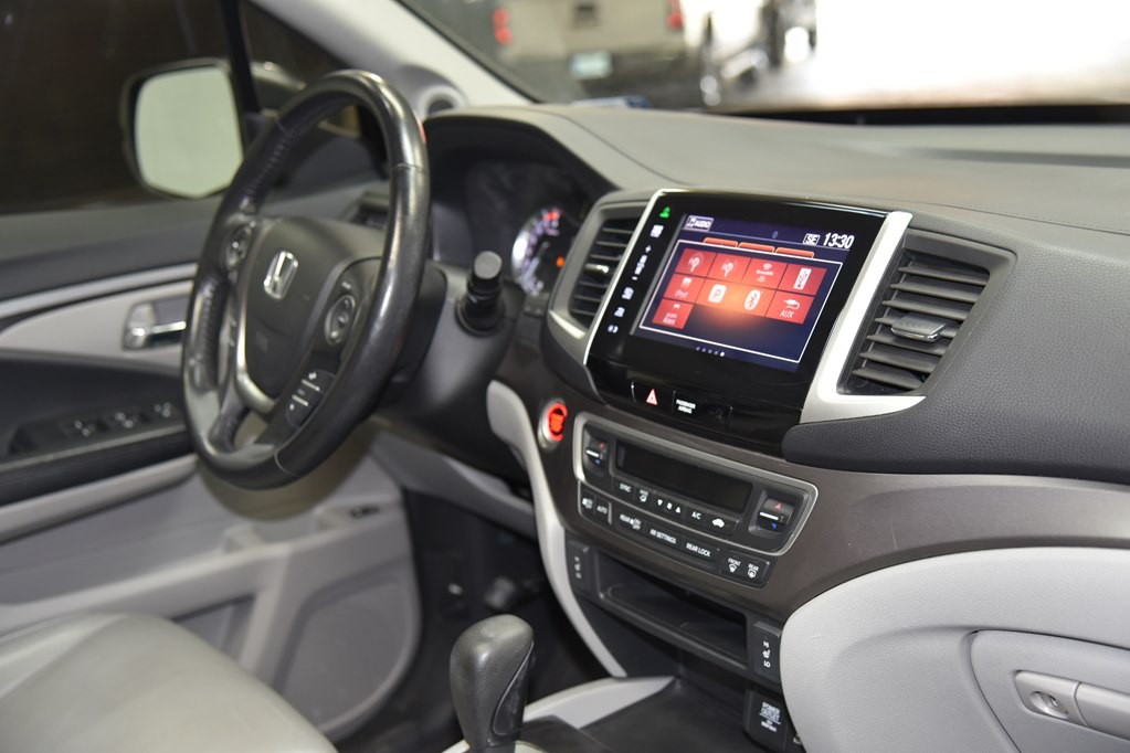2016 Honda Pilot Image 23