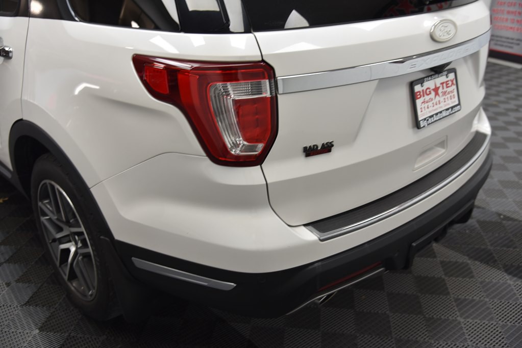 2018 Ford Explorer Image 16