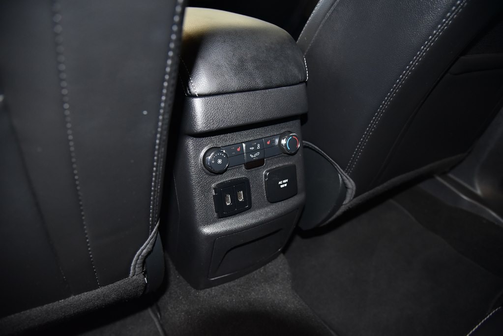 2018 Ford Explorer Image 25