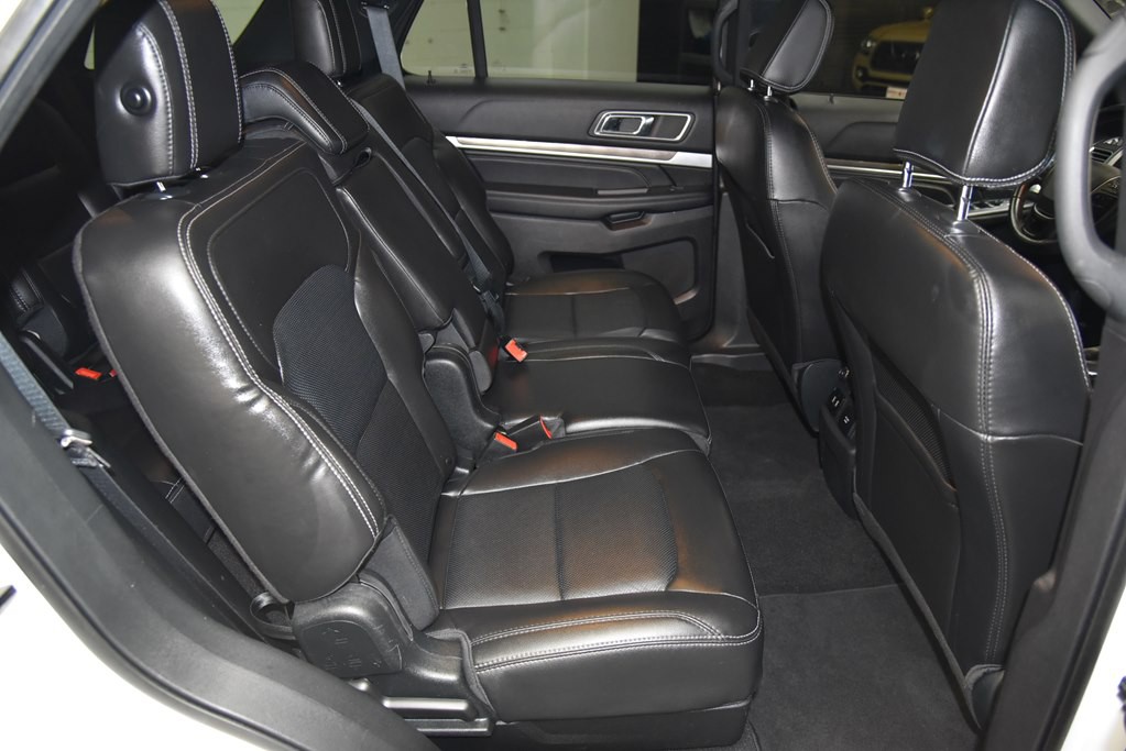 2018 Ford Explorer Image 26