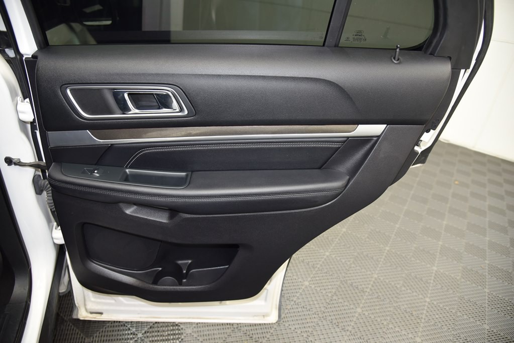 2018 Ford Explorer Image 29