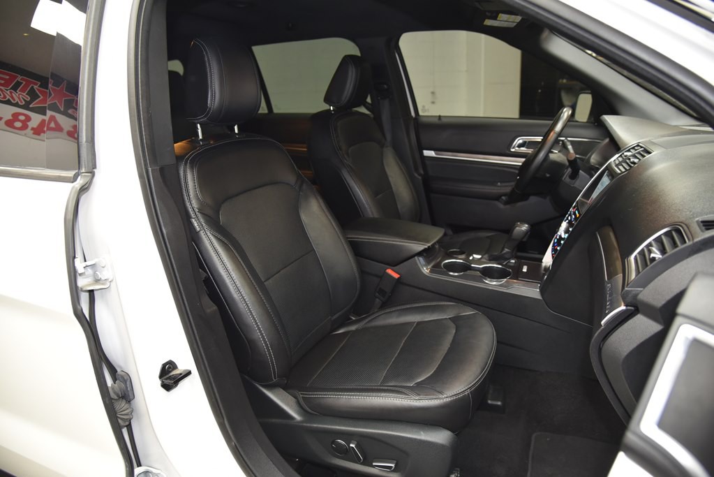 2018 Ford Explorer Image 30