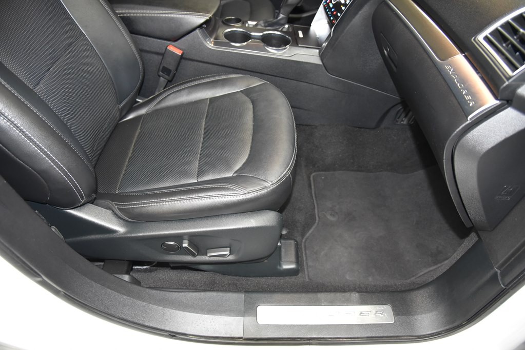 2018 Ford Explorer Image 34