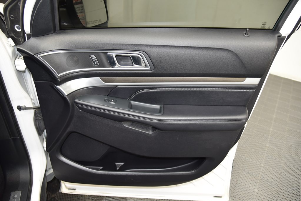2018 Ford Explorer Image 36
