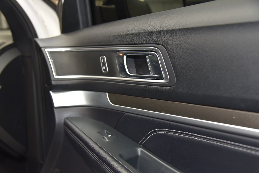 2018 Ford Explorer Image 37