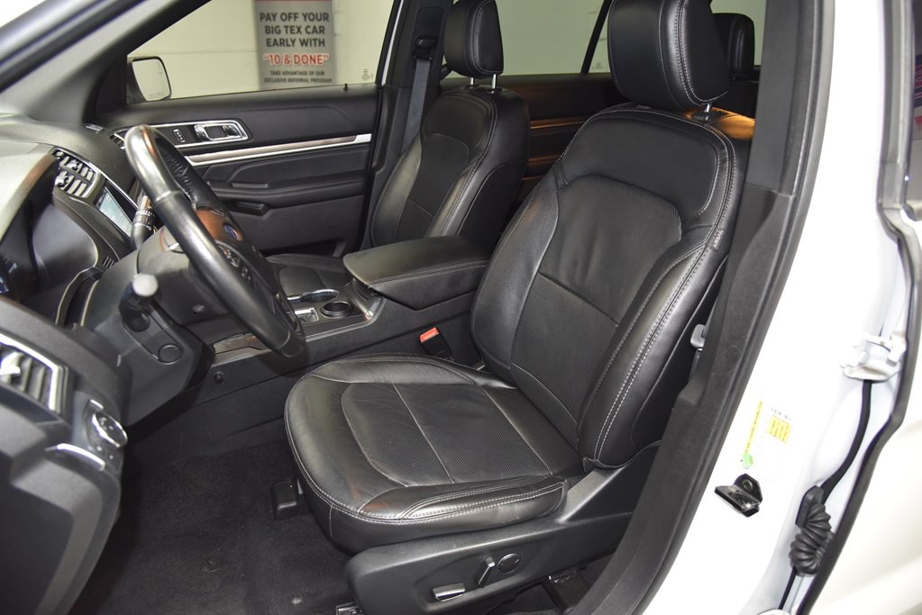 2018 Ford Explorer Image 44