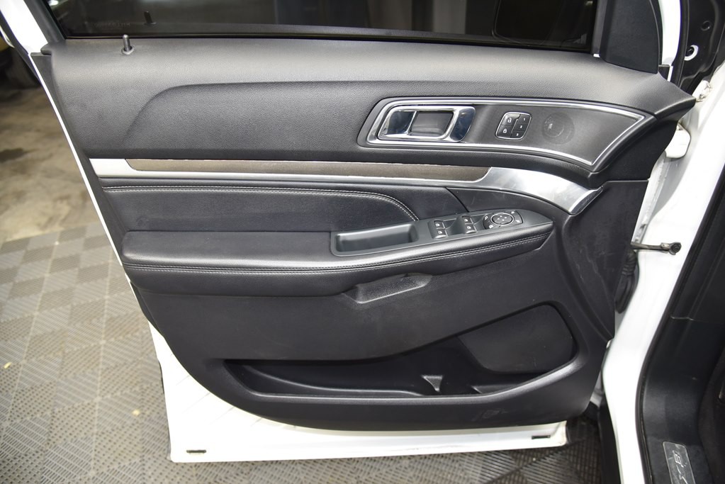 2018 Ford Explorer Image 45