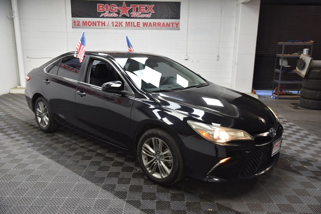 2017 Toyota Camry Image 7