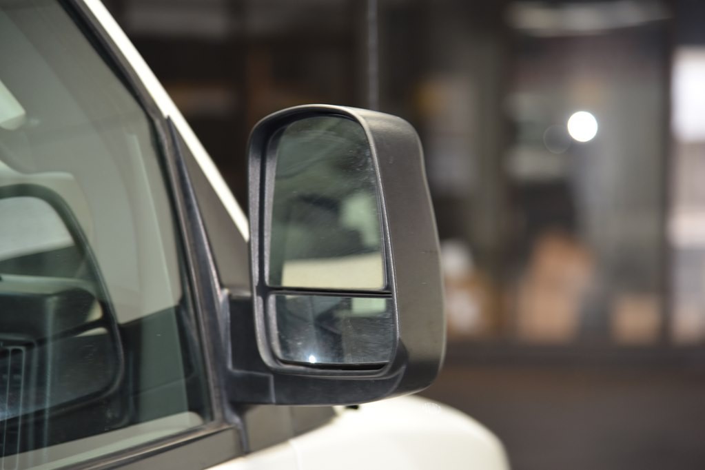 2016 Chevrolet Express Image 11