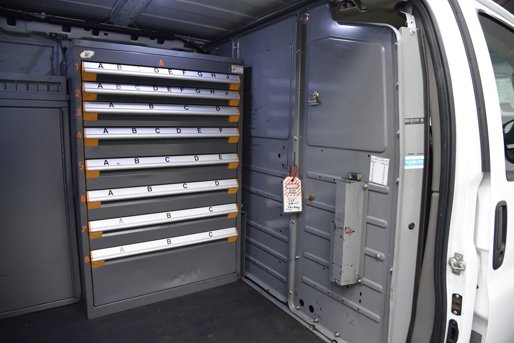 2016 Chevrolet Express Image 22