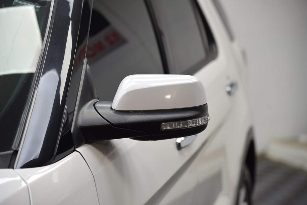 2017 Ford Explorer Image 10