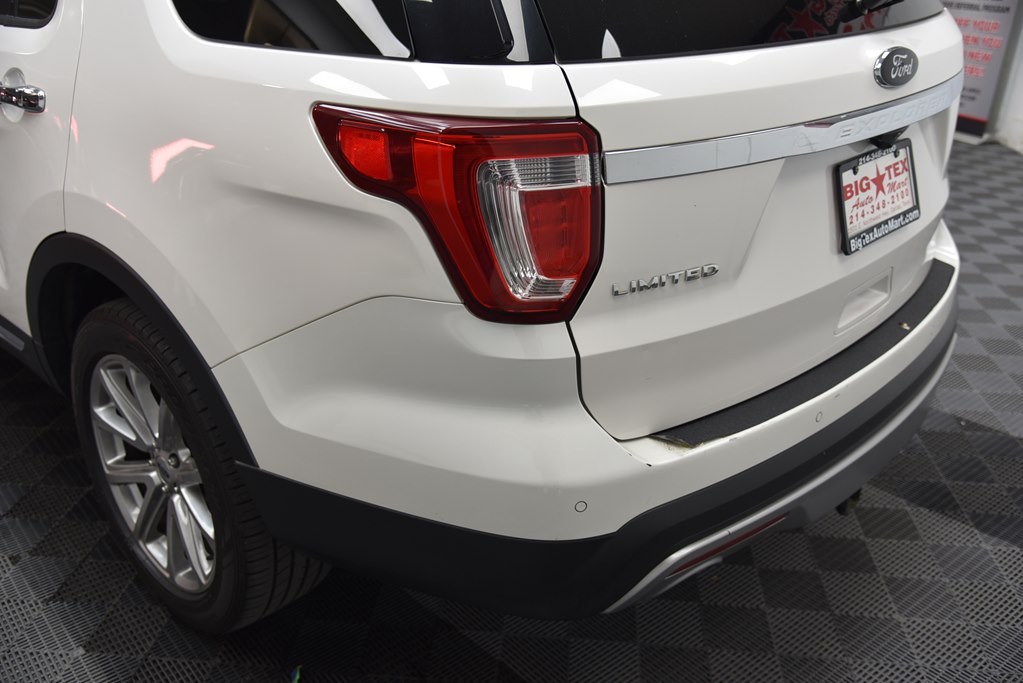 2017 Ford Explorer Image 13