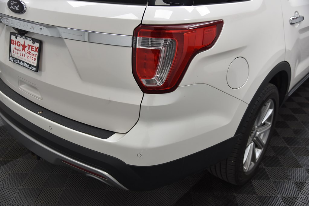 2017 Ford Explorer Image 14