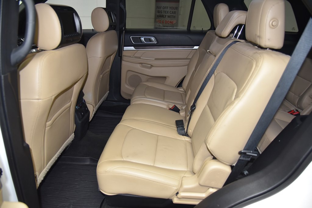 2017 Ford Explorer Image 15