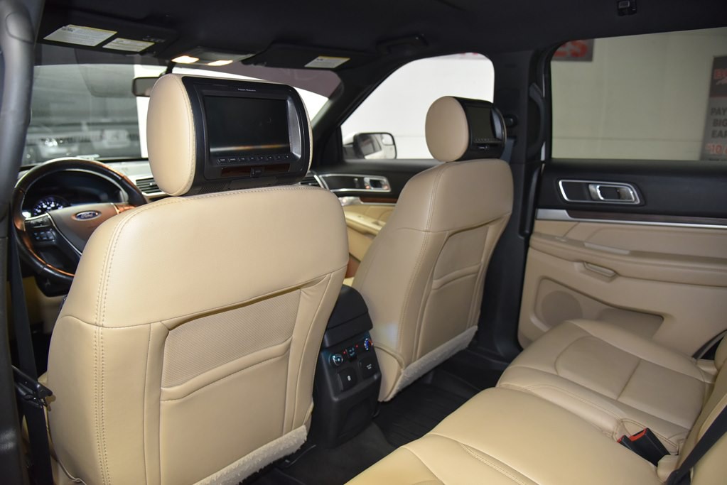 2017 Ford Explorer Image 17