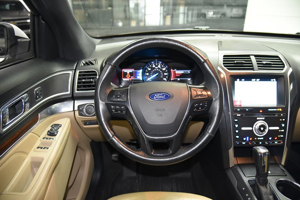 2017 Ford Explorer Image 28