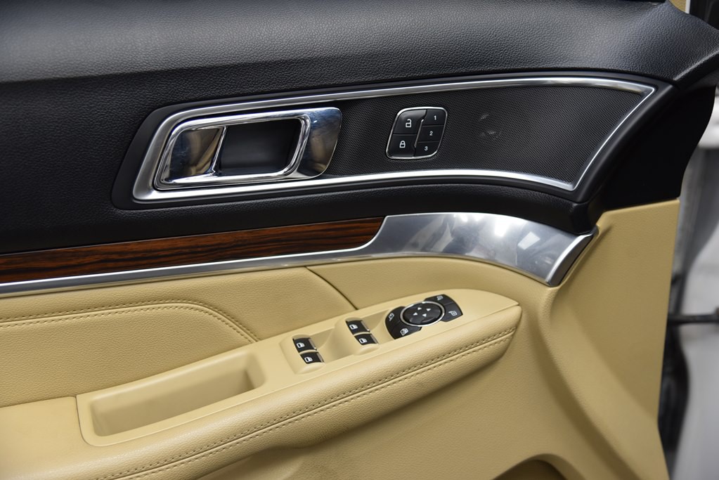 2017 Ford Explorer Image 33