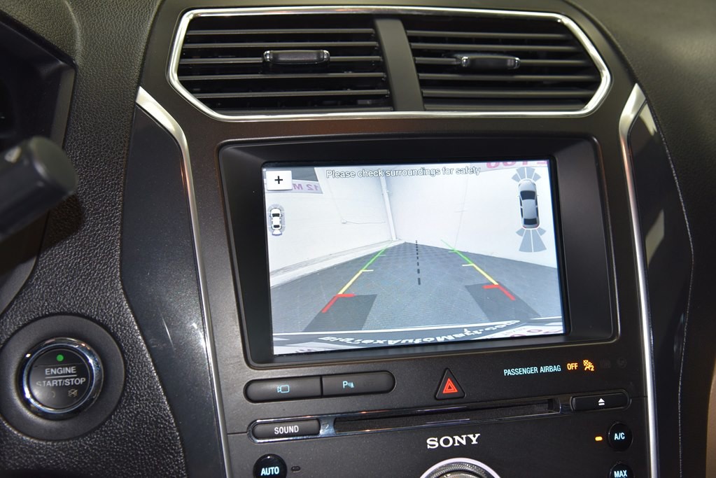 2017 Ford Explorer Image 38