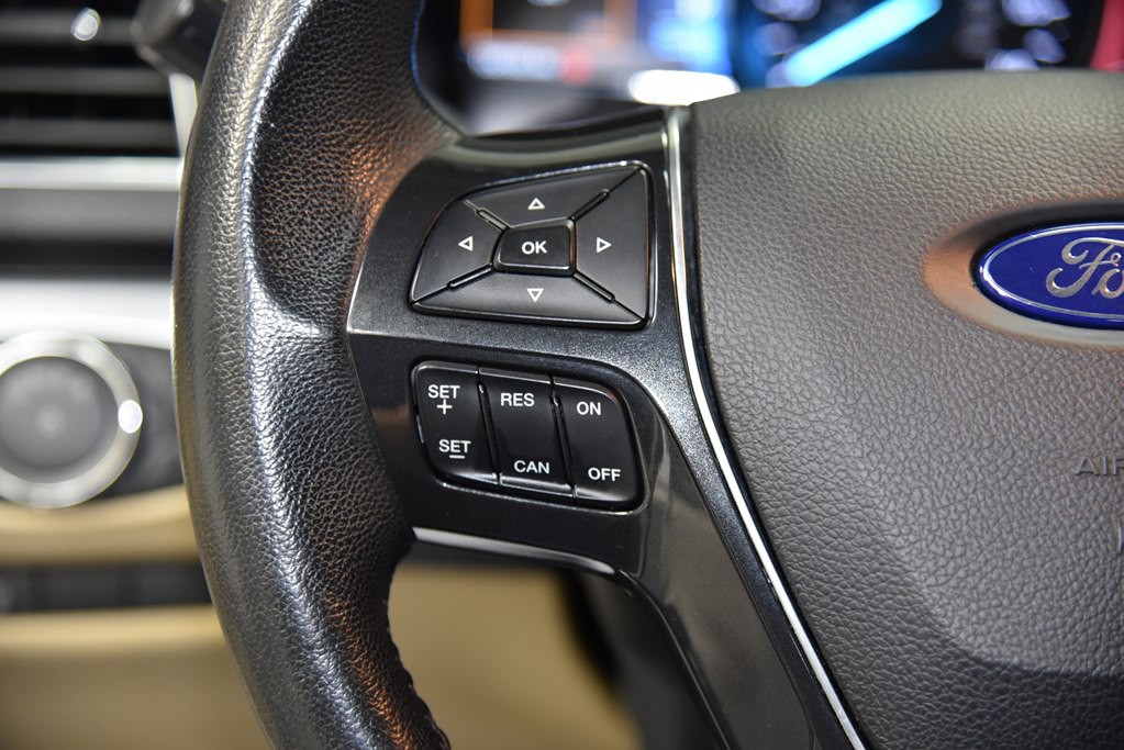 2017 Ford Explorer Image 41