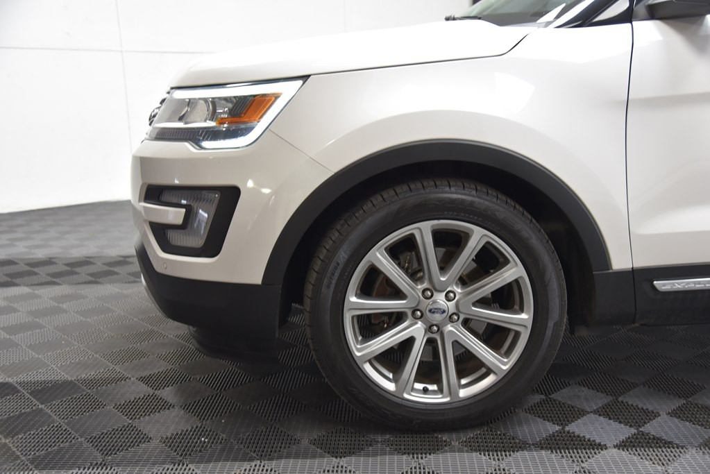 2017 Ford Explorer Image 46