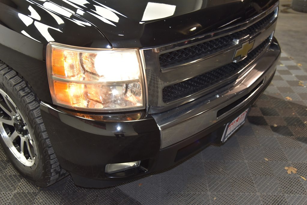 2010 Chevrolet Silverado 1500 Image 12