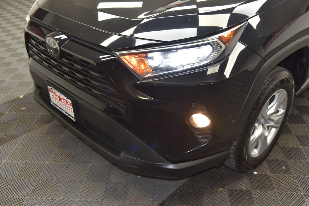 2019 Toyota Rav4 Image 11