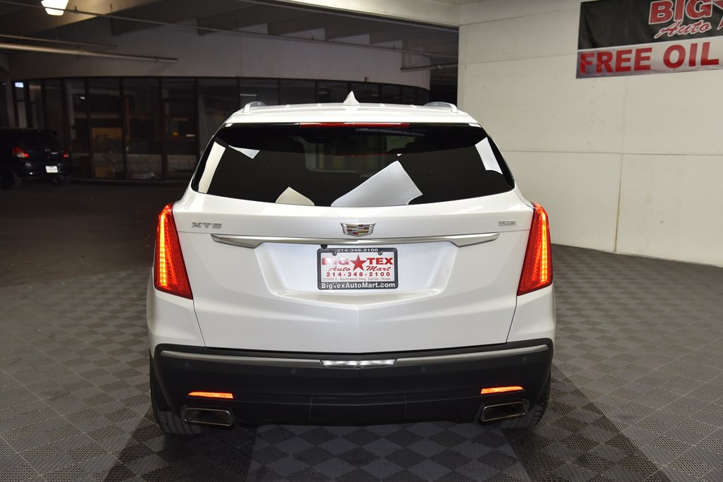 2017 Cadillac XT5 Image 4