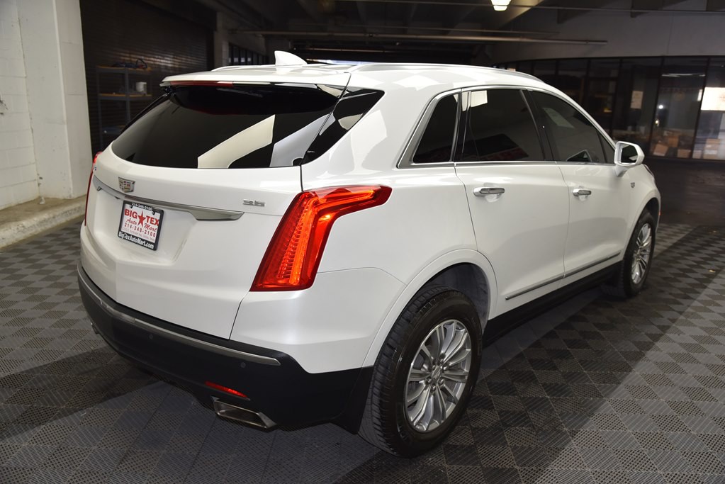 2017 Cadillac XT5 Image 5