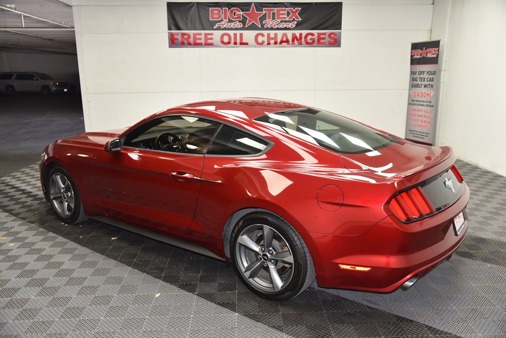 2016 Ford Mustang Image 3