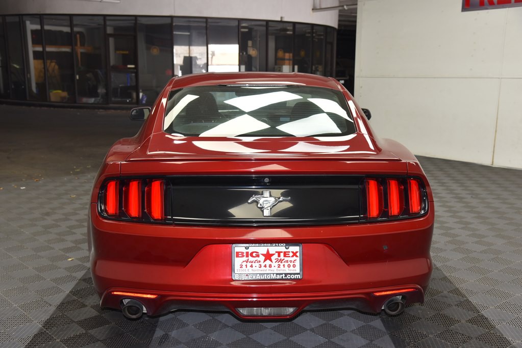 2016 Ford Mustang Image 4