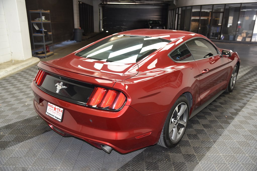 2016 Ford Mustang Image 5