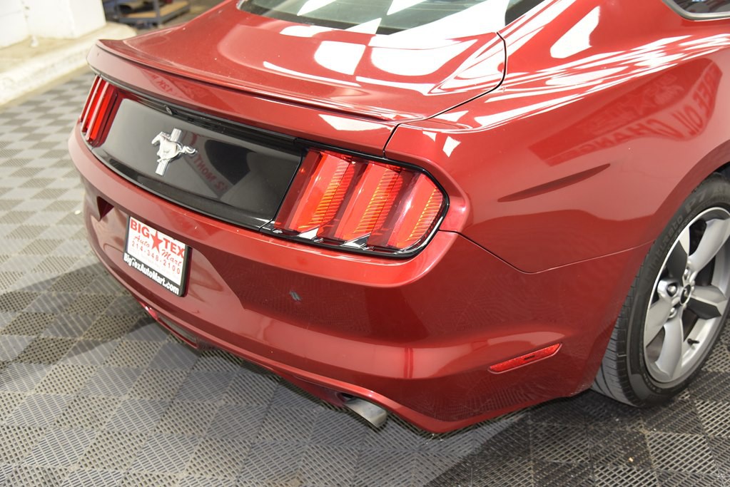2016 Ford Mustang Image 13