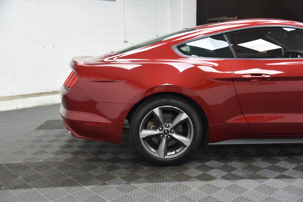 2016 Ford Mustang Image 23