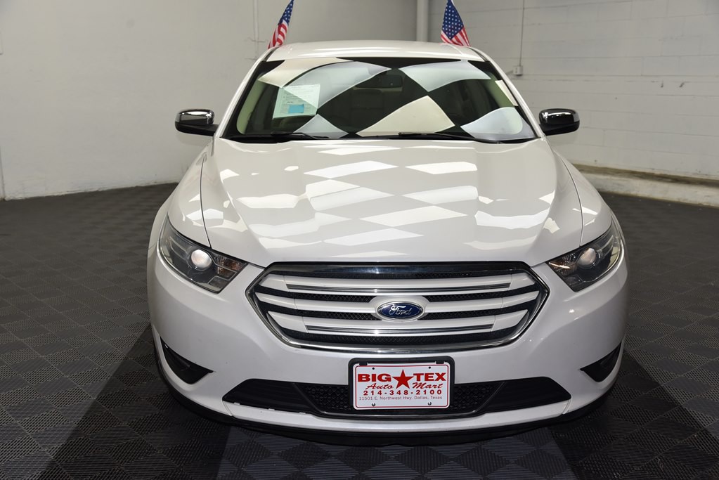 2014 Ford Taurus Image 8