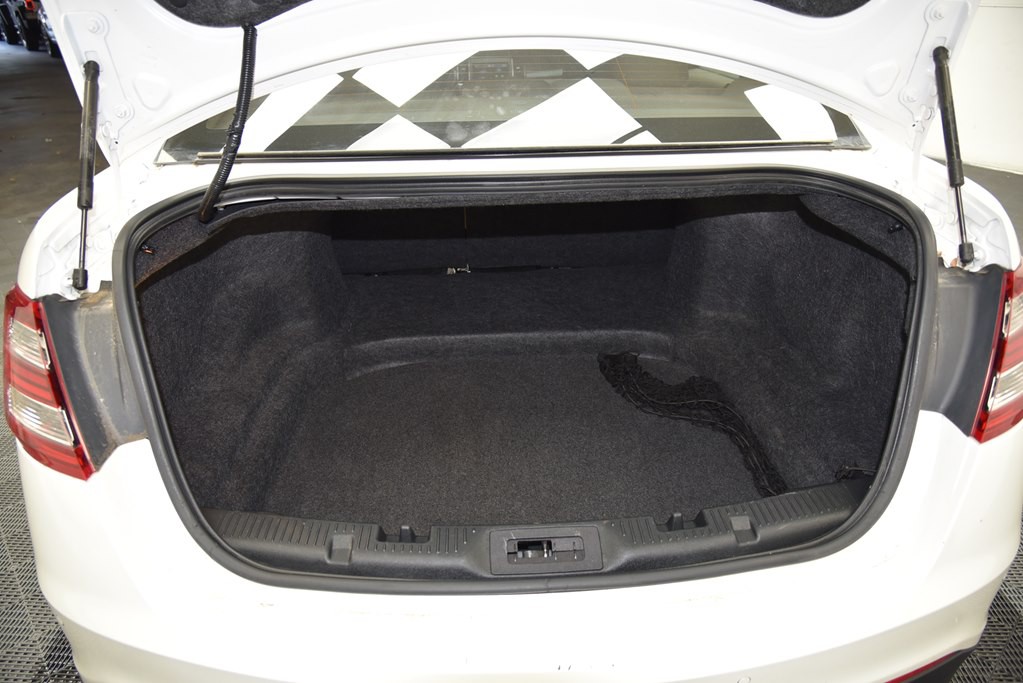 2014 Ford Taurus Image 17