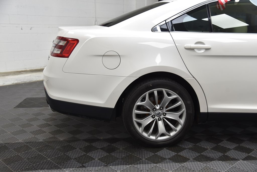 2014 Ford Taurus Image 36