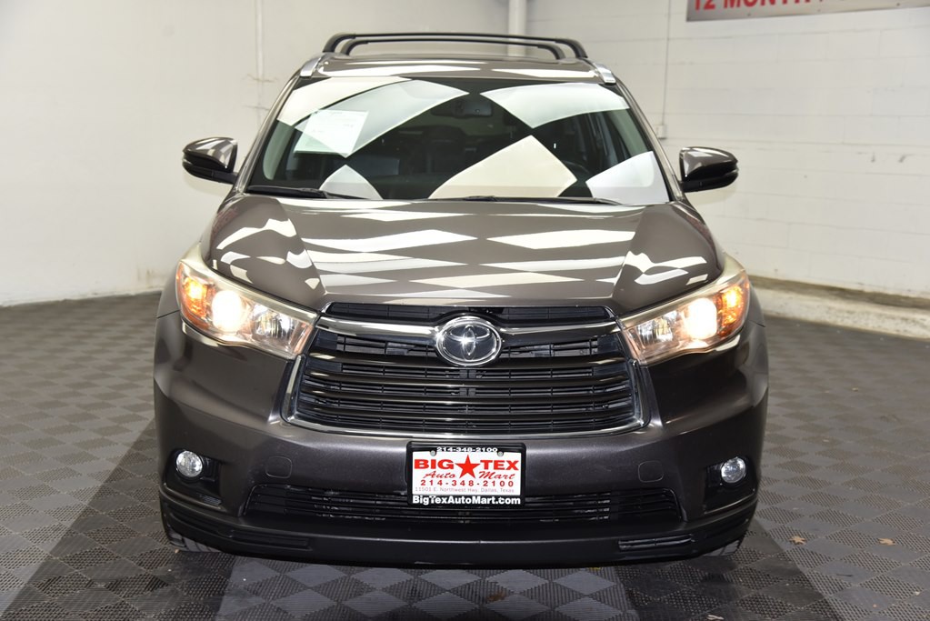 2016 Toyota Highlander Image 8