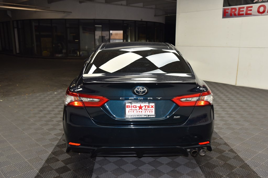 2018 Toyota Camry Image 4
