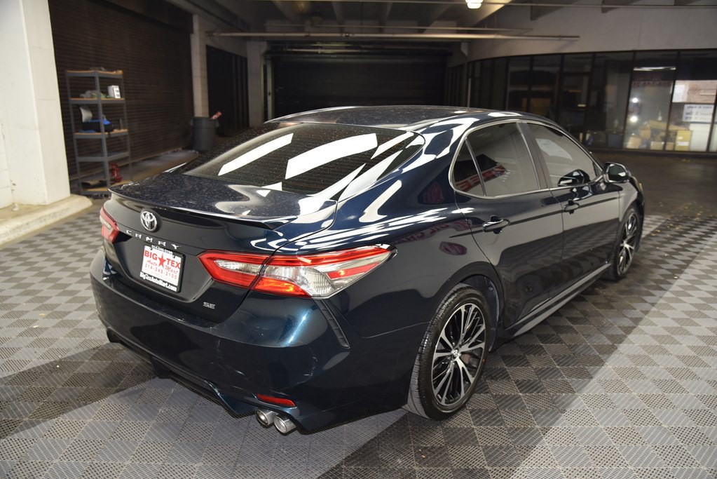 2018 Toyota Camry Image 5