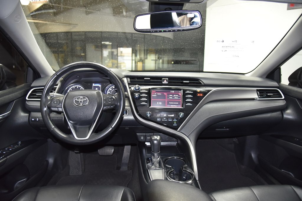 2018 Toyota Camry Image 22