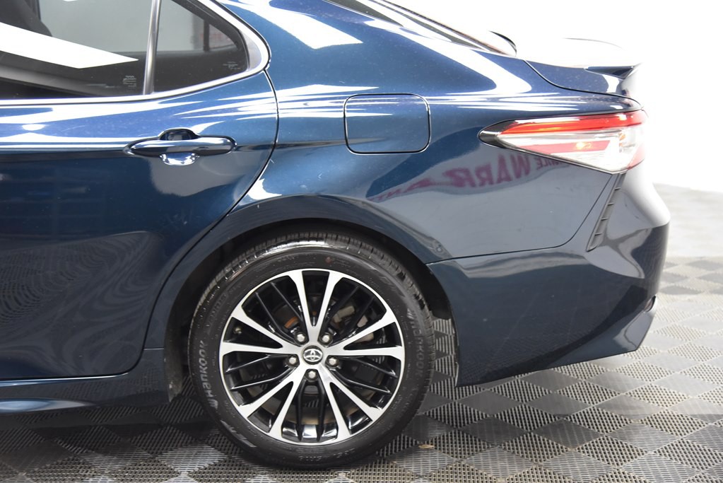 2018 Toyota Camry Image 31