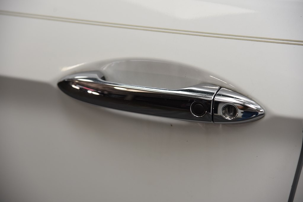 2017 Honda Accord Image 18