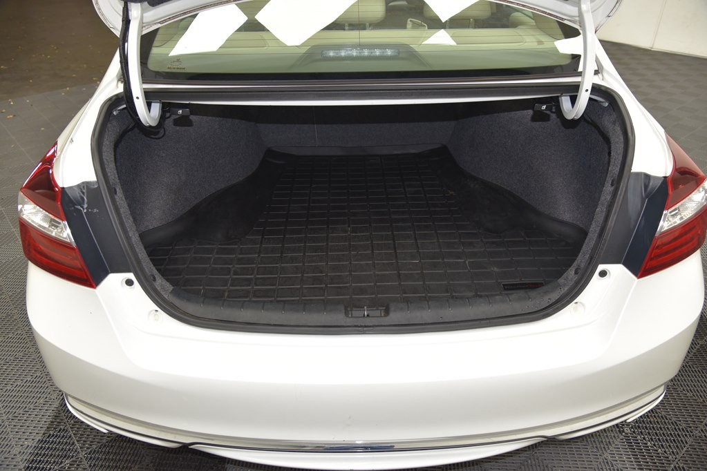2017 Honda Accord Image 25