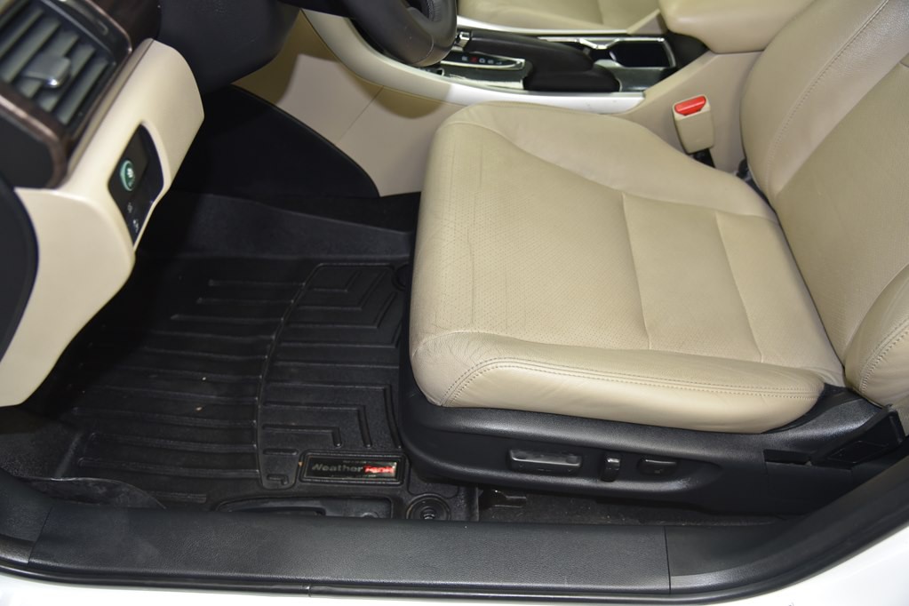 2017 Honda Accord Image 52