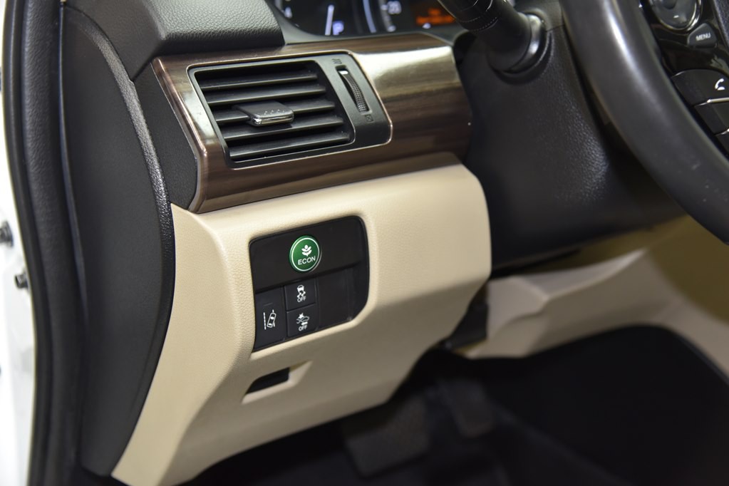 2017 Honda Accord Image 53