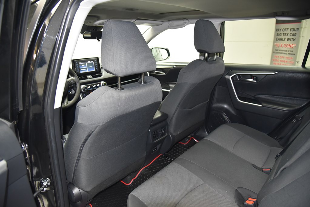 2019 Toyota Rav4 Image 18